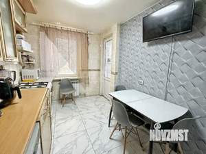 4-к квартира, вторичка, 76м2, 1/10 этаж