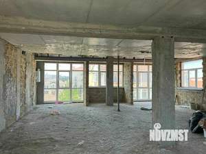 3-к квартира, вторичка, 101м2, 2/3 этаж