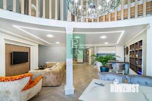 3-к квартира, вторичка, 110м2, 1/9 этаж