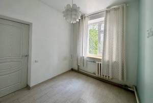 2-к квартира, вторичка, 42м2, 1/2 этаж