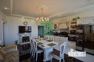 4-к квартира, вторичка, 121м2, 3/8 этаж