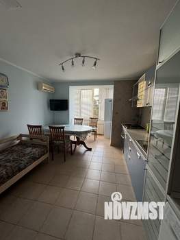 2-к квартира, вторичка, 58м2, 1/5 этаж