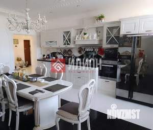 3-к квартира, вторичка, 121м2, 3/8 этаж