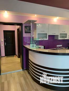 Студия квартира, вторичка, 42м2, 4/10 этаж