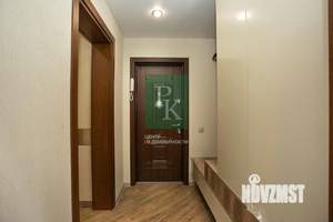 3-к квартира, вторичка, 58м2, 1/9 этаж
