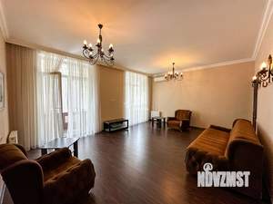 3-к квартира, вторичка, 138м2, 3/5 этаж