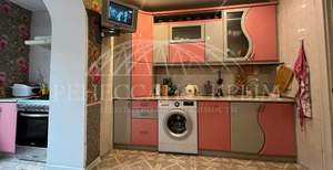 3-к квартира, вторичка, 82м2, 1/5 этаж