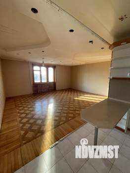 4-к квартира, вторичка, 144м2, 5/5 этаж