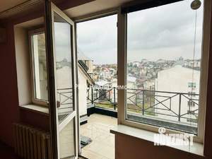 2-к квартира, вторичка, 68м2, 6/6 этаж