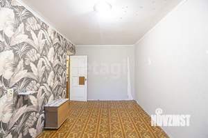 2-к квартира, вторичка, 53м2, 1/5 этаж