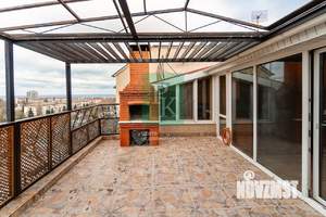 2-к квартира, вторичка, 98м2, 6/6 этаж