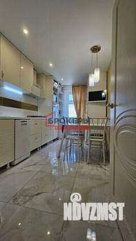 3-к квартира, вторичка, 71м2, 7/10 этаж