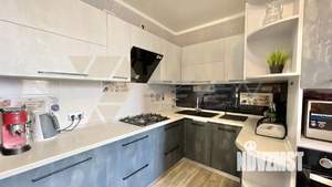 2-к квартира, вторичка, 65м2, 1/10 этаж