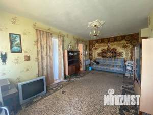 4-к квартира, вторичка, 63м2, 5/5 этаж