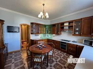 4-к квартира, вторичка, 131м2, 5/6 этаж