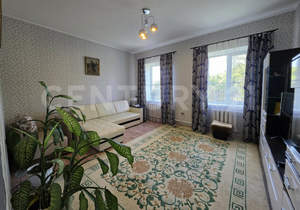 4-к квартира, вторичка, 80м2, 1/1 этаж