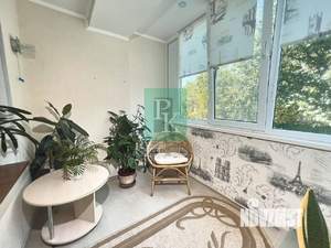 3-к квартира, вторичка, 85м2, 1/5 этаж