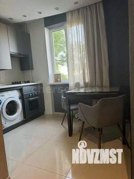 2-к квартира, вторичка, 40м2, 3/5 этаж