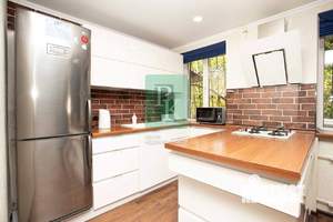 2-к квартира, вторичка, 57м2, 1/5 этаж