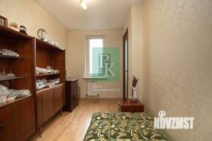 3-к квартира, вторичка, 58м2, 1/9 этаж