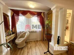 2-к квартира, вторичка, 64м2, 1/10 этаж