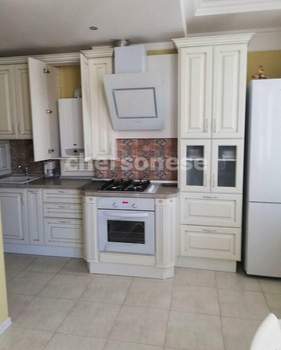 3-к квартира, вторичка, 82м2, 10/11 этаж