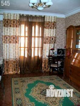 2-к квартира, вторичка, 60м2, 3/3 этаж