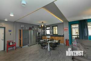 4-к квартира, вторичка, 117м2, 2/6 этаж