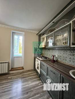 2-к квартира, вторичка, 56м2, 1/5 этаж