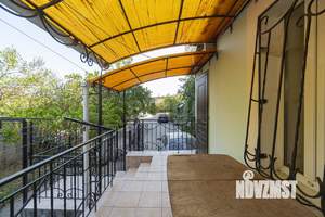 2-к квартира, вторичка, 111м2, 1/5 этаж