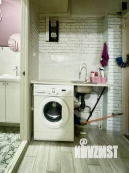 2-к квартира, вторичка, 42м2, 1/2 этаж