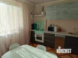 3-к квартира, вторичка, 70м2, 1/5 этаж