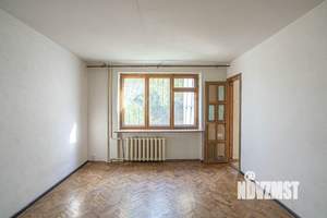 4-к квартира, вторичка, 100м2, 1/5 этаж