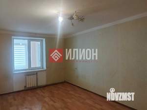 3-к квартира, вторичка, 100м2, 1/4 этаж