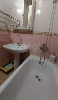 3-к квартира, вторичка, 54м2, 3/5 этаж