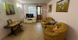 3-к квартира, вторичка, 82м2, 1/5 этаж