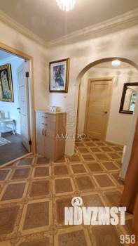 2-к квартира, вторичка, 64м2, 5/10 этаж