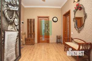 2-к квартира, вторичка, 70м2, 4/4 этаж