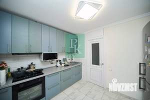 3-к квартира, вторичка, 71м2, 1/5 этаж