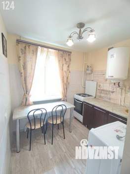 2-к квартира, вторичка, 39м2, 1/5 этаж