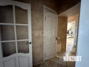 4-к квартира, вторичка, 97м2, 1/2 этаж