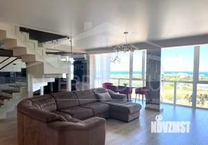 4-к квартира, вторичка, 160м2, 9/10 этаж