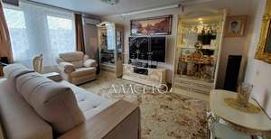 2-к квартира, вторичка, 64м2, 5/10 этаж