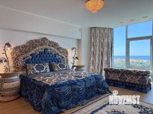 3-к квартира, вторичка, 130м2, 9/9 этаж