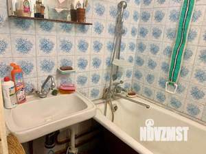 2-к квартира, вторичка, 53м2, 3/5 этаж