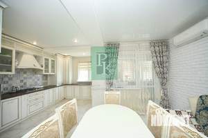 4-к квартира, вторичка, 121м2, 1/5 этаж