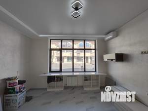 2-к квартира, вторичка, 74м2, 1/3 этаж