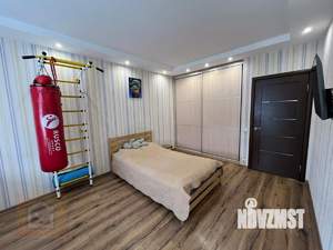 3-к квартира, вторичка, 120м2, 9/10 этаж