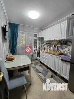 3-к квартира, вторичка, 81м2, 1/8 этаж