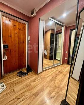 2-к квартира, вторичка, 56м2, 9/9 этаж